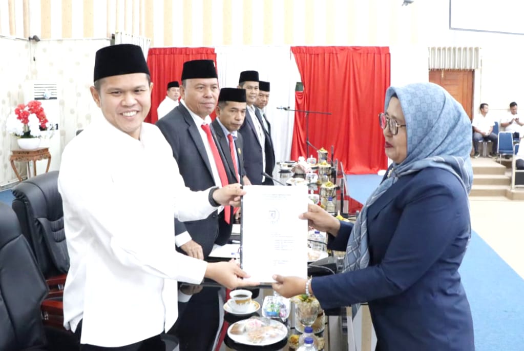 Siti Aisah Paparkan Laporan Hasil Reses Dapil II, Fokus Minta Perbaikan Infrastruktur Jalan dan Jembatan